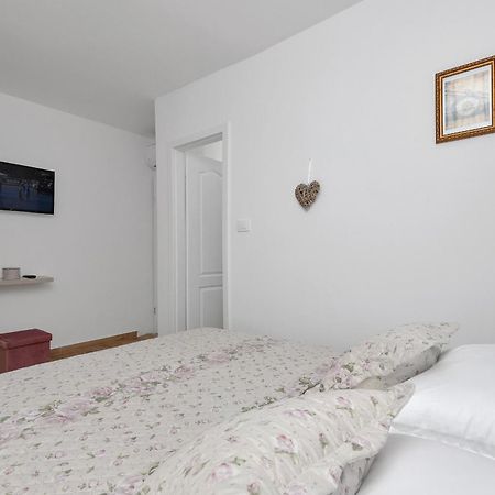 Holiday Home Danica Ozici Exterior foto